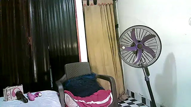 kimmiemm online show from 12.16.25