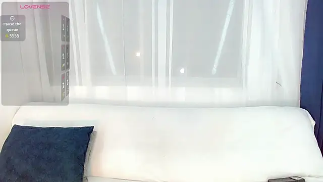 laura sweett120 online show from 05.27.26