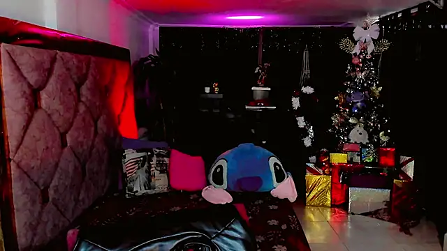 the-horus-girl online show from 11.28.25