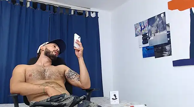 Sanit Di online show from 12.18.24