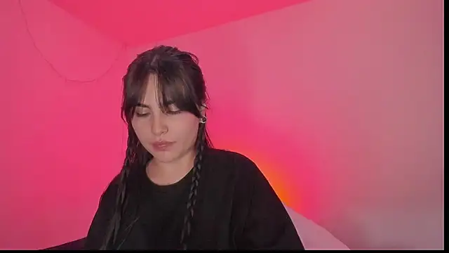 sol  angel online show from 02.20.25