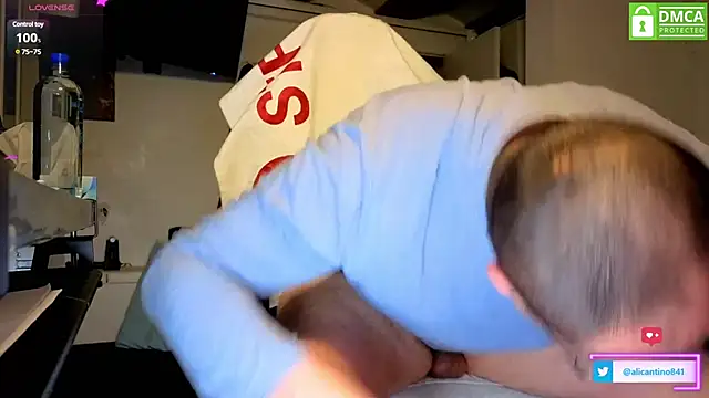 Snapshot of alicantino841 chatting on 01.26.25 alicantino841 online show from 01.26.25