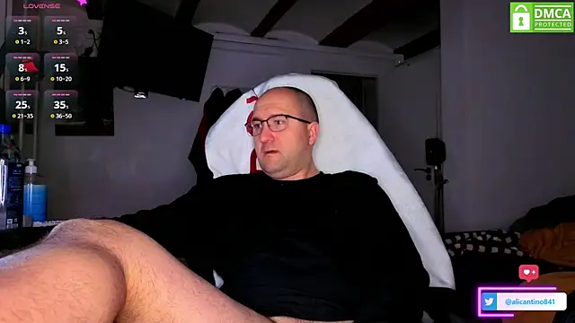 Snapshot of alicantino841 chatting on 02.06.25 alicantino841 online show from 02.06.25