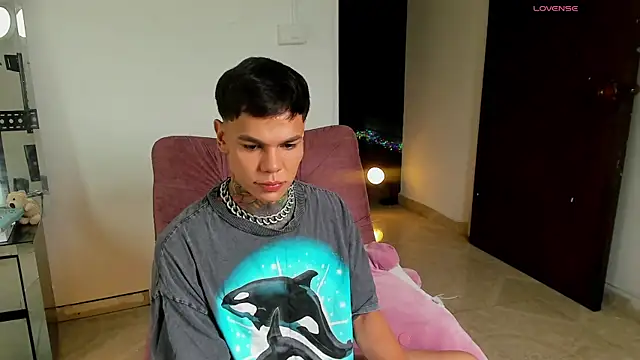 Snapshot of Jordyrodriiguez chatting on 10.18.25 Jordyrodriiguez online show from 10.18.25