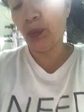 Sweeetness Milf online show from 01.26.25