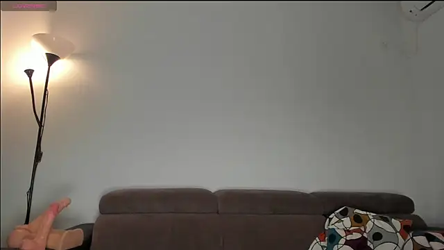 justchloex online show from 03.08.25