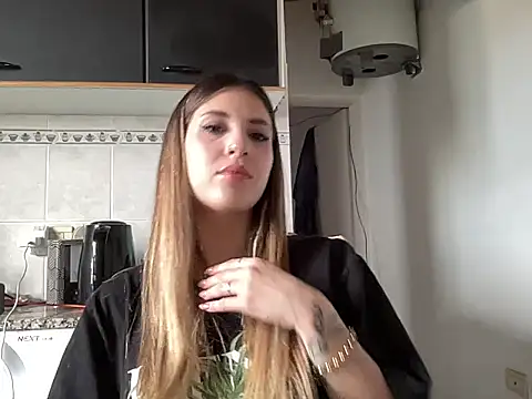 Snapshot of Lolykush chatting on 09.21.25 Lolykush online show from 09.21.25