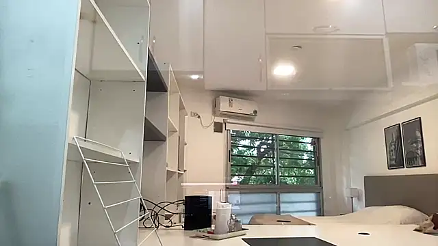 Snapshot of Lolykush chatting on 10.17.25 Lolykush online show from 10.17.25