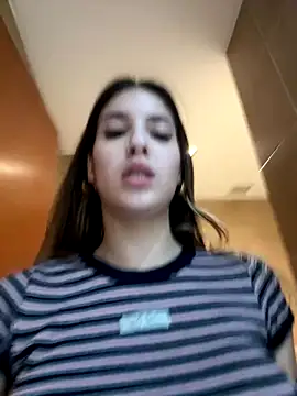 Snapshot of Lolykush chatting on 10.31.25 Lolykush online show from 10.31.25