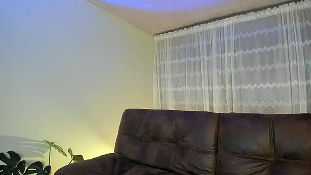 peyton golden1 online show from 02.09.25