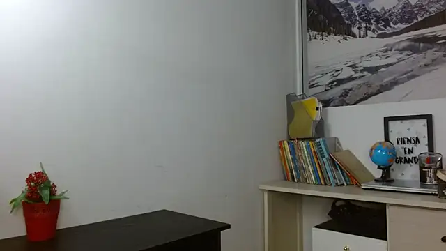 peyton golden1 online show from 11.04.25