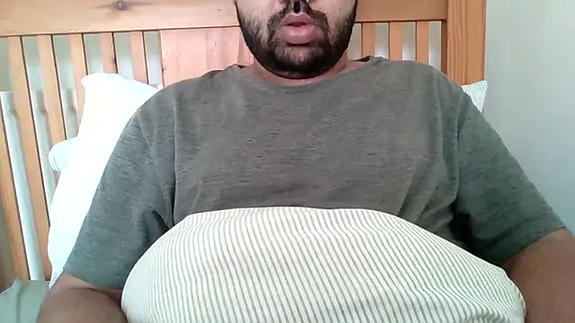 whoreboi98 online show from 04.19.26