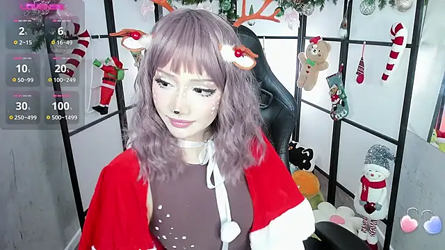 Snapshot of LilithLin chatting on 12.23.24 LilithLin online show from 12.23.24