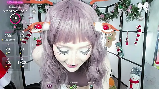 Snapshot of LilithLin chatting on 12.24.24 LilithLin online show from 12.24.24