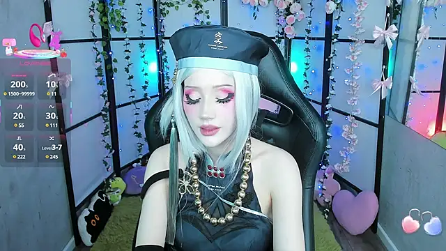 Snapshot of LilithLin chatting on 02.26.25 LilithLin online show from 02.26.25