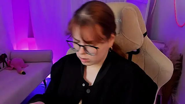 KeytSilvas online show from 04.14.26