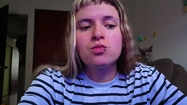 NEXT DOOR GIRL  online show from 03.05.26