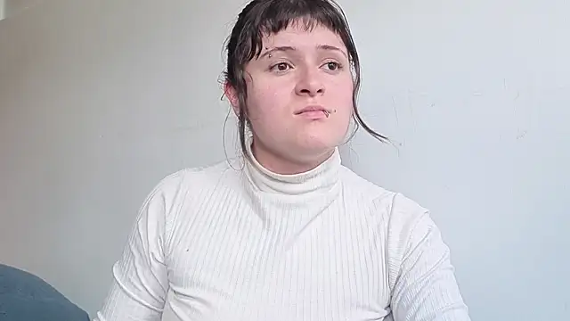 NEXT DOOR GIRL  online show from 07.10.26