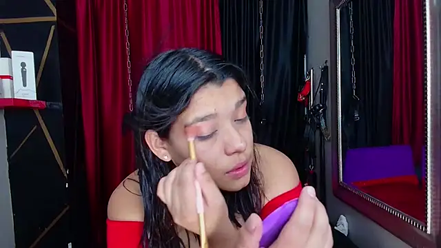 Snapshot of AvaLusty chatting on 01.20.25 AvaLusty online show from 01.20.25