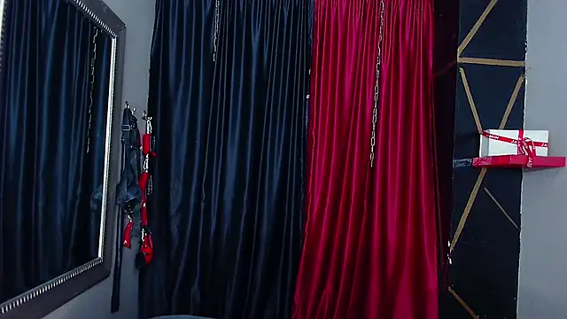 Snapshot of AvaLusty chatting on 03.01.25 AvaLusty online show from 03.01.25