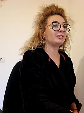 Selenna emma online show from 10.01.25