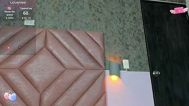 Snapshot of samarha_xue chatting on 11.26.25 samarha xue online show from 11.26.25