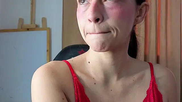 Snapshot of samarha_xue chatting on 12.17.25 samarha xue online show from 12.17.25