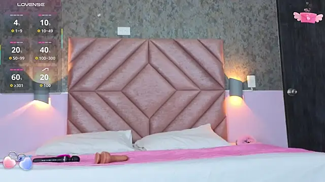 Snapshot of samarha_xue chatting on 02.28.26 samarha xue online show from 02.28.26