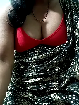 Snapshot of Savita_bhabhii chatting on 12.20.24 Savita bhabhii online show from 12.20.24