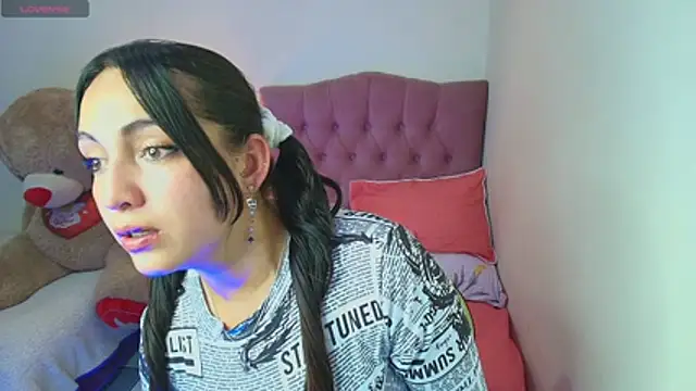 sofiasex99 online show from 06.10.26