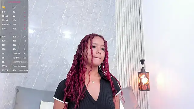 Sophiee Velvet online show from 01.21.25