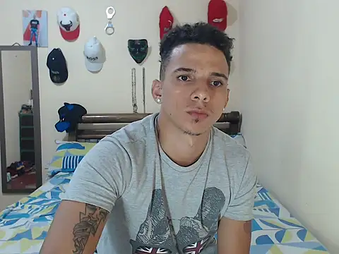 Snapshot of hot_toy_boy_ chatting on 03.21.25 hot toy boy online show from 03.21.25