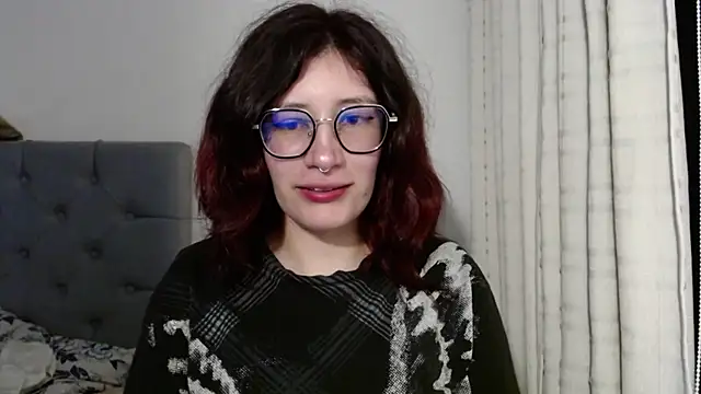 Snapshot of mariana124- chatting on 01.02.25 mariana124- online show from 01.02.25
