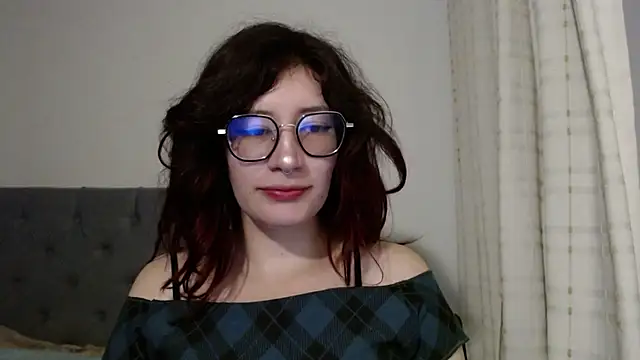 Snapshot of mariana124- chatting on 01.09.25 mariana124- online show from 01.09.25