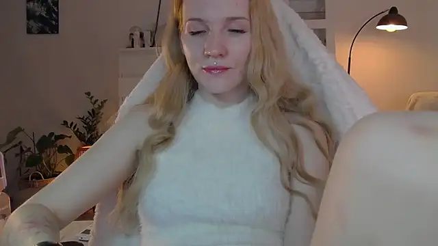 ginger vi online show from 02.25.25