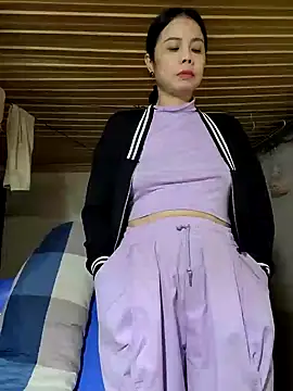 Tinease online show from 02.21.25