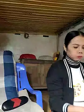 Tinease online show from 02.24.25