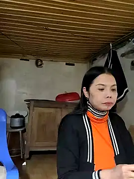 Tinease online show from 02.27.25