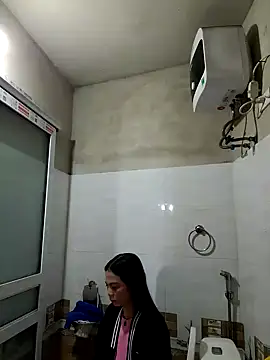 Tinease online show from 03.13.25