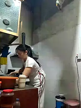 Tinease online show from 03.15.25