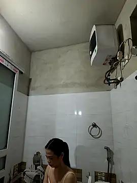 Tinease online show from 09.20.25