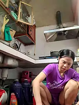 Tinease online show from 10.20.25