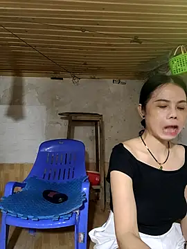 Tinease online show from 10.30.25