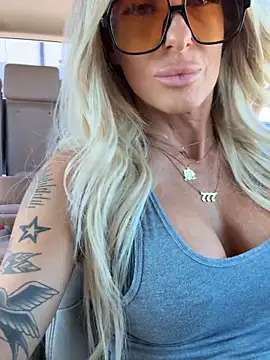 blondiluvsanal online show from 10.10.25