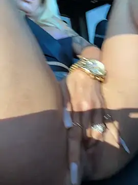 blondiluvsanal online show from 01.11.26