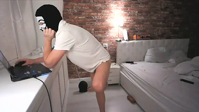 Snapshot of Alexxxx1086 chatting on 10.12.25 Alexxxx1086 online show from 10.12.25