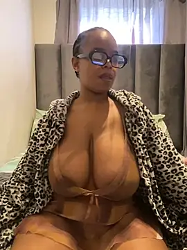 Saggy areola95 online show from 05.20.26