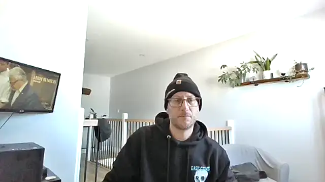 Snapshot of Bigdicktrav902 chatting on 02.06.25 Bigdicktrav902 online show from 02.06.25