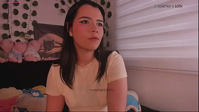 moonliiiight1 online show from 11.24.25