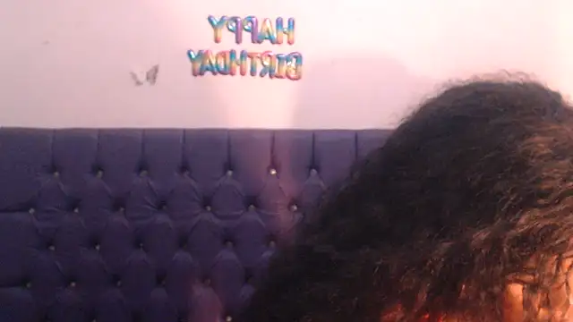 Queennwenn online show from 11.02.25